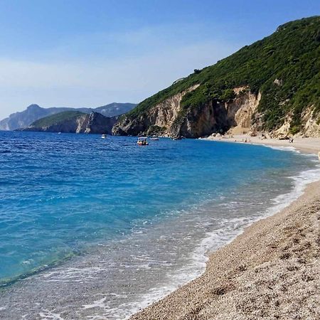 Sunny Almond Studios Лиападес Экстерьер фото